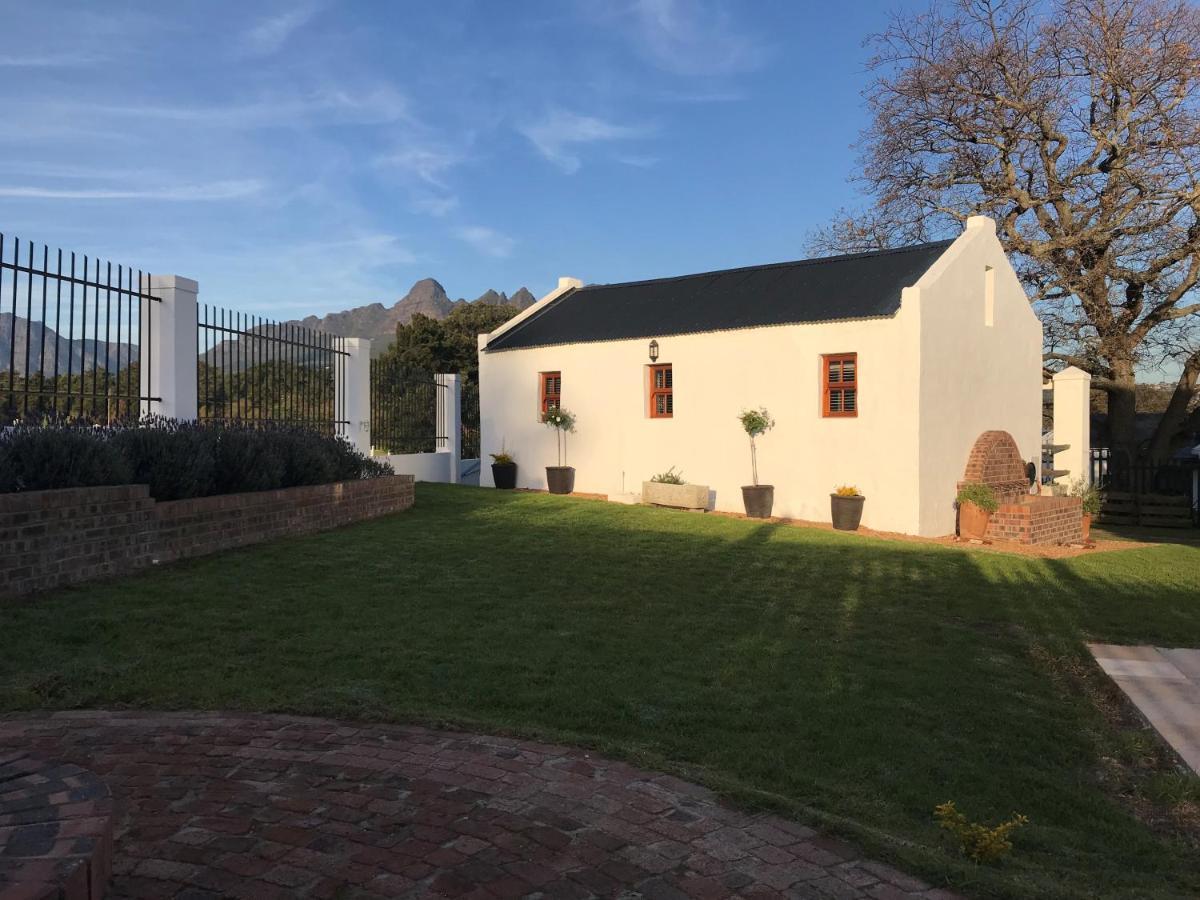 Raithby Winelands Historical Cottage Exterior photo