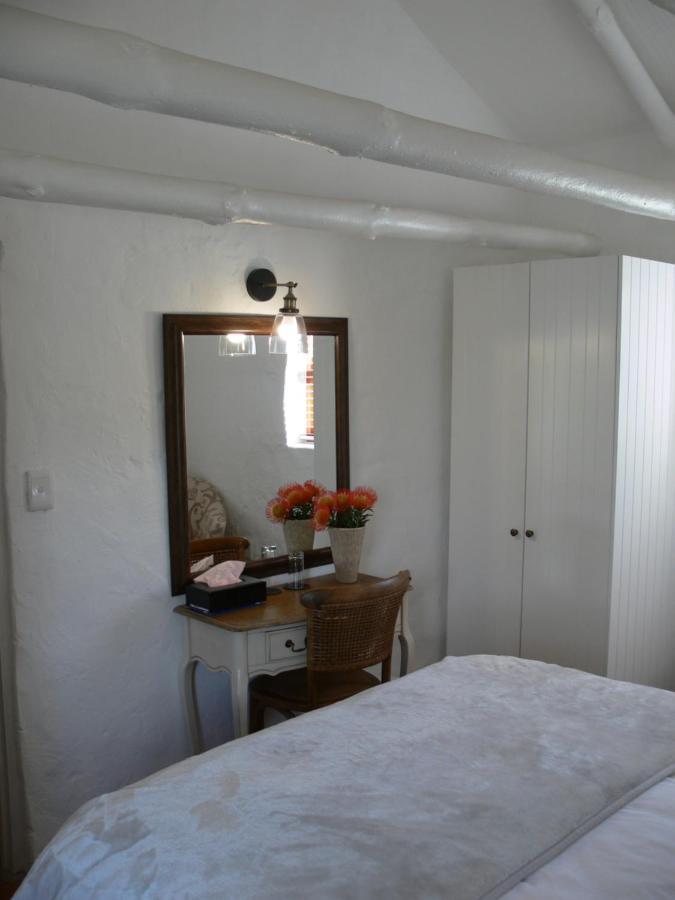 Raithby Winelands Historical Cottage Exterior photo