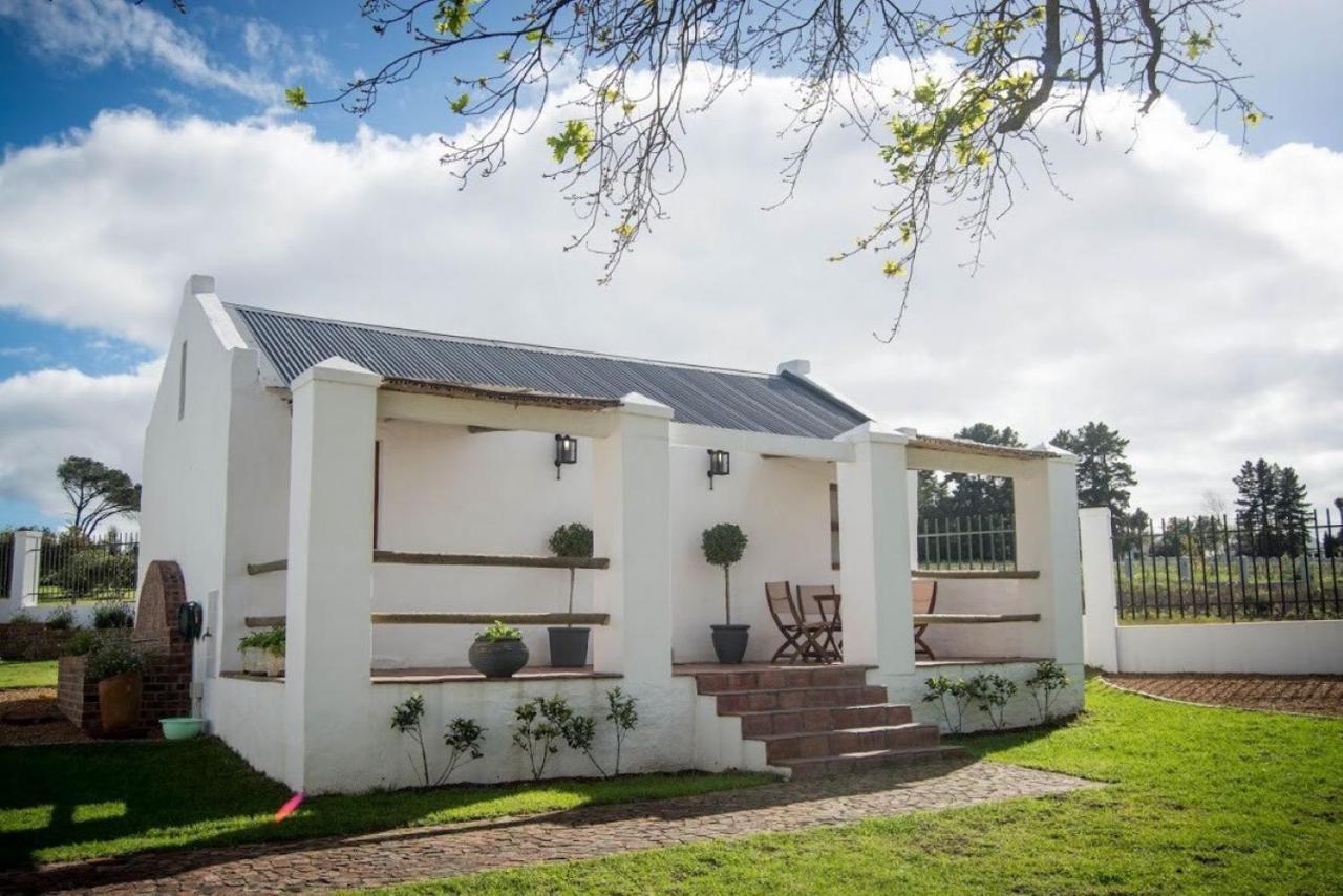 Raithby Winelands Historical Cottage Exterior photo